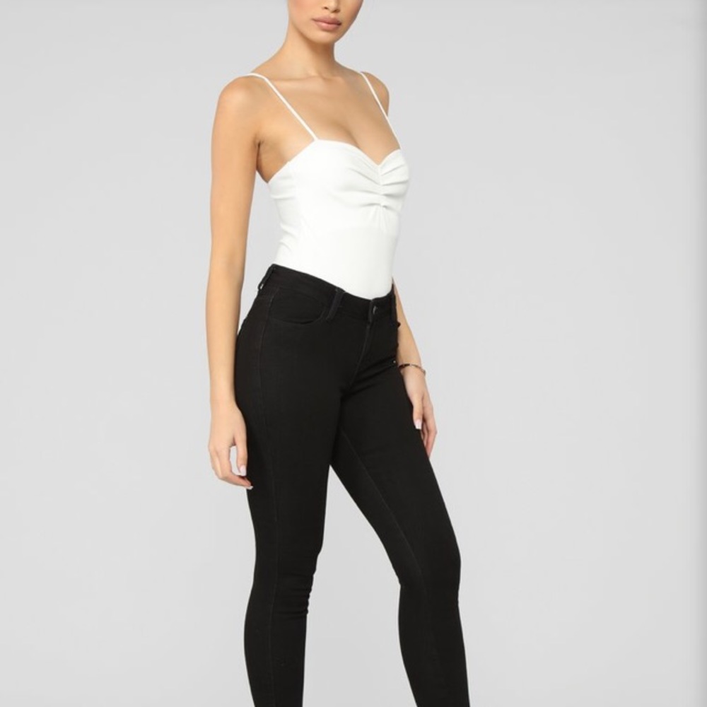 White Ruched Ribbed Bodysuit - Picture 5 of 6